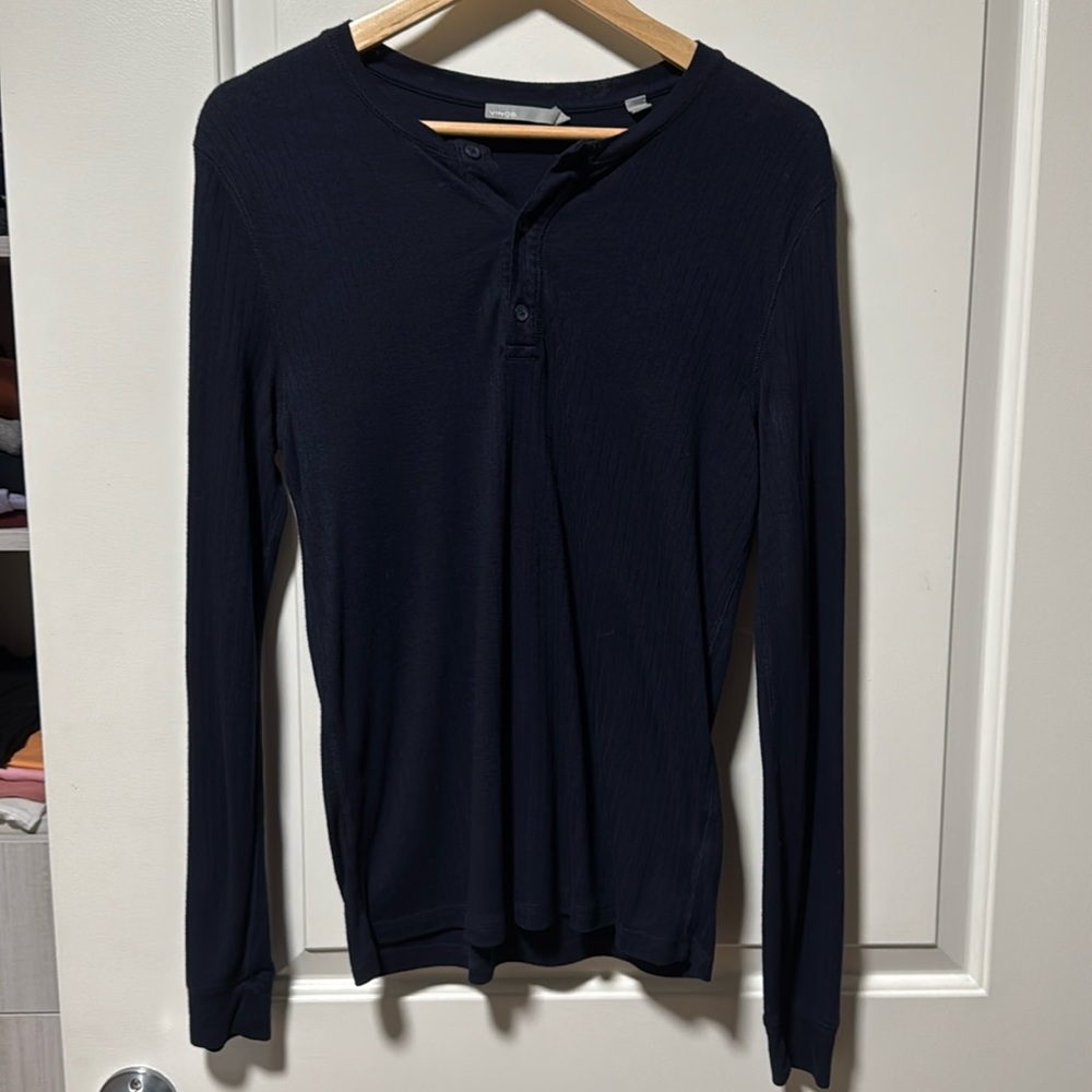 Vince coastal blue viscose/polyester ribbed LS Henley size small